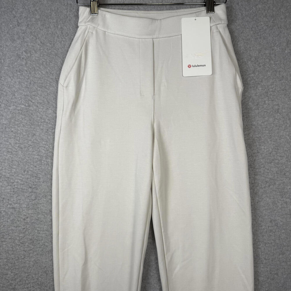 Brand New Lululemon Women's Size 4 Bone Softstreme Relaxed HR Pants Jogger - Picture 2 of 11